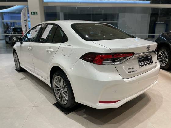 TOYOTA COROLLA 2.0 VVT-IE FLEX XEI DIRECT SHIFT TOYOTA COROLLA 2.0 VVT-IE FLEX XEI DIRECT SHIFT